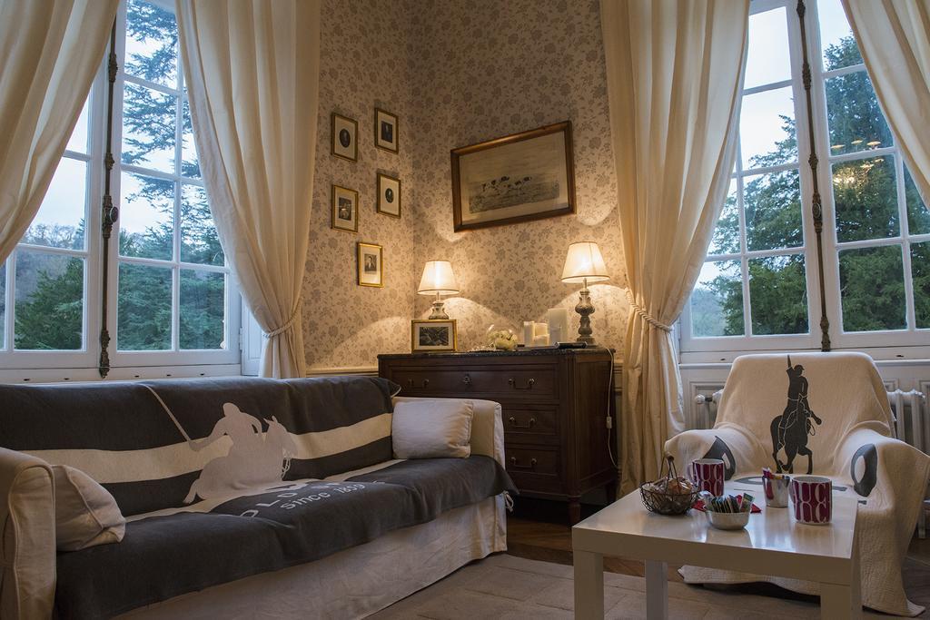 Le Manoir De Benedicte B&B Cahan Ngoại thất bức ảnh
