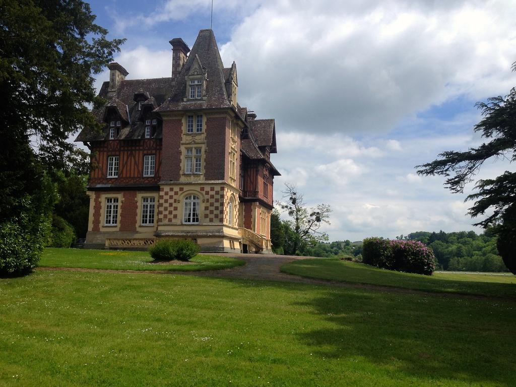 Le Manoir De Benedicte B&B Cahan Ngoại thất bức ảnh