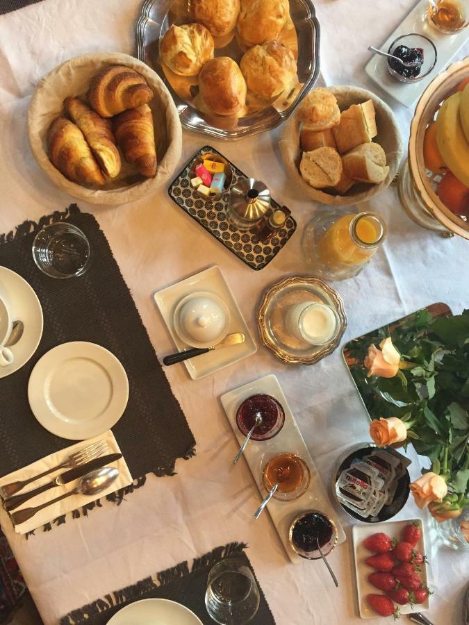 Le Manoir De Benedicte B&B Cahan Ngoại thất bức ảnh